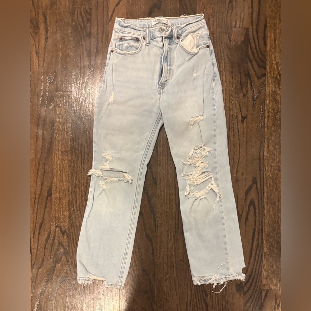 Abercrombie & Fitch Light Blue Distressed ankle Jeans